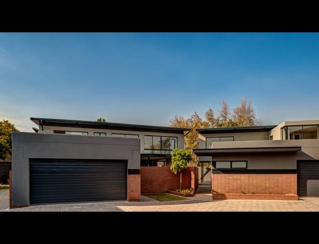 4 BEDROOM CLUSTER TO LET IN WATERKLOOF RIDGE